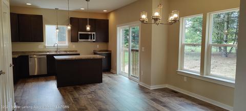 802 Starlight Way, Perry, MI 48872 photo 9