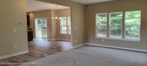 802 Starlight Way, Perry, MI 48872 photo 7