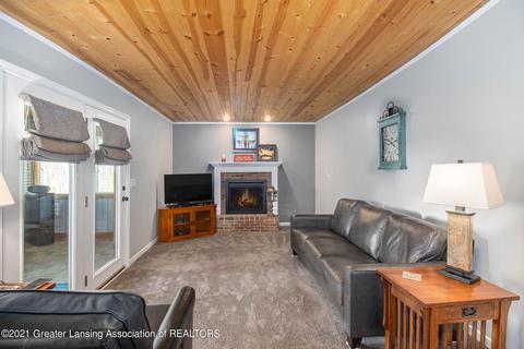 1441 Maycroft Rd, Lansing, MI 48917 photo 12