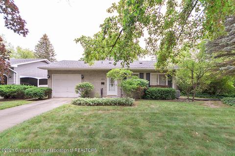 3200 Sunnylane, Lansing, MI 48906 photo 1