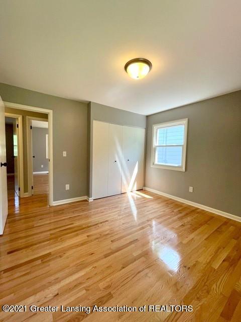 2121 Riverside Ct, Lansing, MI 48906 photo 17