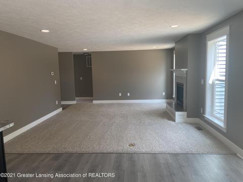2805 Lindsey Rd, Jackson, MI 49201 photo 2