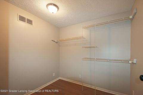 225 S Scott St, Dewitt, MI 48820 photo 9