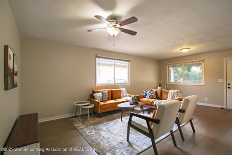 225 S Scott St, Dewitt, MI 48820 photo 6