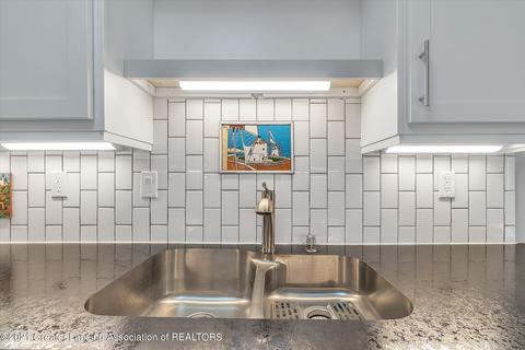 1772 Nemoke Trl, Haslett, MI 48840 photo 11