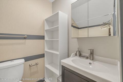 1772 Nemoke Trl, Haslett, MI 48840 photo 14
