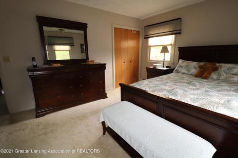 305 E Park St, Saint Johns, MI 48879 photo 26