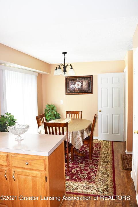 3940 E Sunwind, Okemos, MI 48864 photo 8