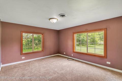 9702 S Clinton Trl, Eaton Rapids, MI 48827 photo 11