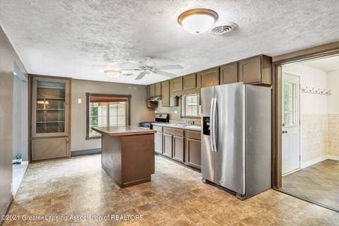 9702 S Clinton Trl, Eaton Rapids, MI 48827 photo 7