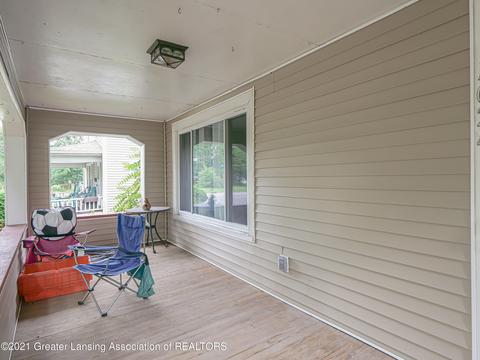 1024 Britten Ave, Lansing, MI 48910 photo 3
