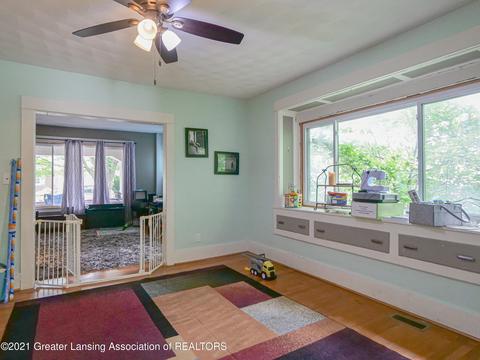 1024 Britten Ave, Lansing, MI 48910 photo 16