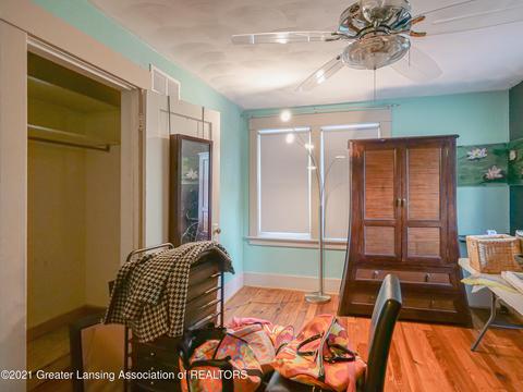 1024 Britten Ave, Lansing, MI 48910 photo 23