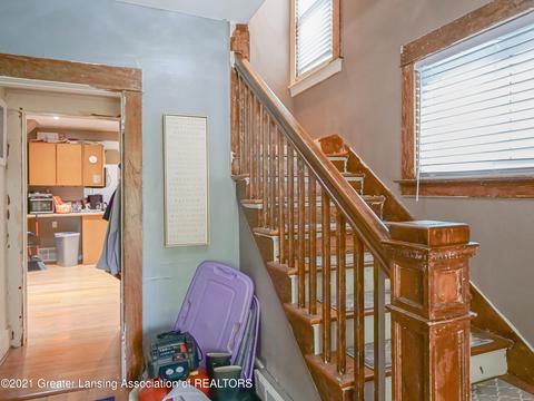 1024 Britten Ave, Lansing, MI 48910 photo 5