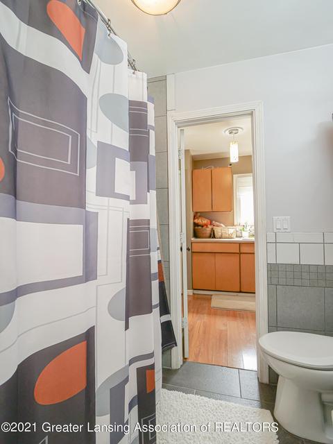 1024 Britten Ave, Lansing, MI 48910 photo 12