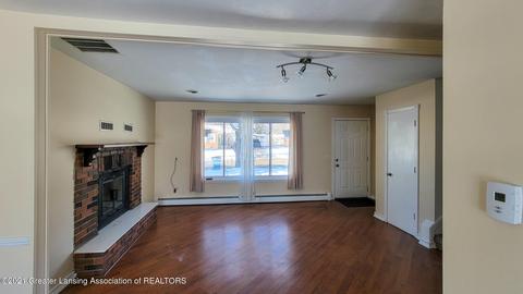 6233 Marscot Dr, Lansing, MI 48911 photo 8