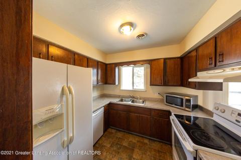 6233 Marscot Dr, Lansing, MI 48911 photo 13