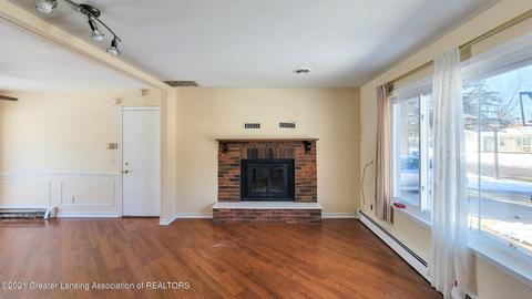 6233 Marscot Dr, Lansing, MI 48911 photo 10