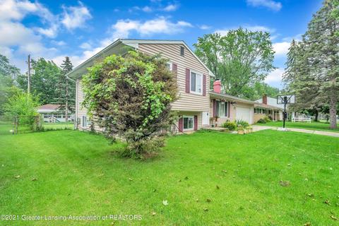 6233 Marscot Dr, Lansing, MI 48911 photo 2