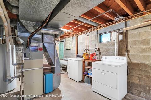 201 E Cavanaugh Rd, Lansing, MI 48910 photo 33