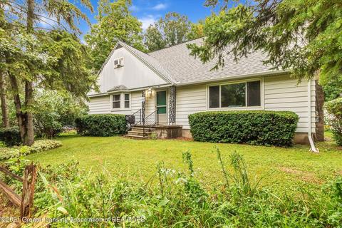 201 E Cavanaugh Rd, Lansing, MI 48910 photo 1