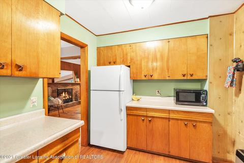 201 E Cavanaugh Rd, Lansing, MI 48910 photo 16