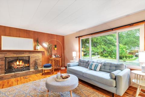 201 E Cavanaugh Rd, Lansing, MI 48910 photo 9