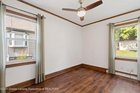 2415 Lyons Ave, Lansing, MI 48910 photo 20