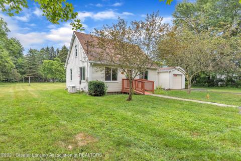 10531 Chandler Rd, Dewitt, MI 48820 photo 2