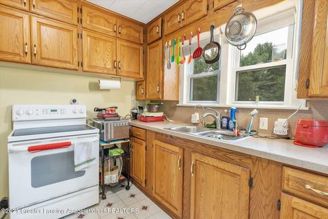 10531 Chandler Rd, Dewitt, MI 48820 photo 15