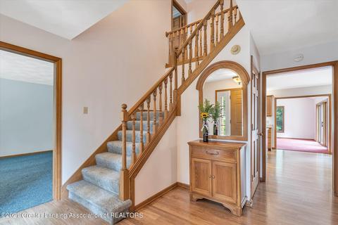 113 Rivergate Ln, Dewitt, MI 48820 photo 9