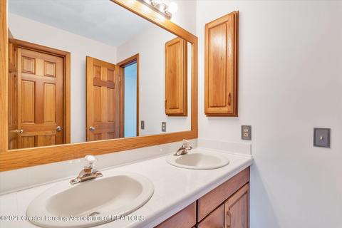 113 Rivergate Ln, Dewitt, MI 48820 photo 31