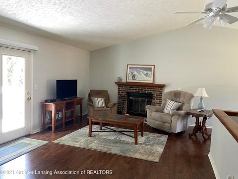 333 Corral Path, Lansing, MI 48917 photo 3