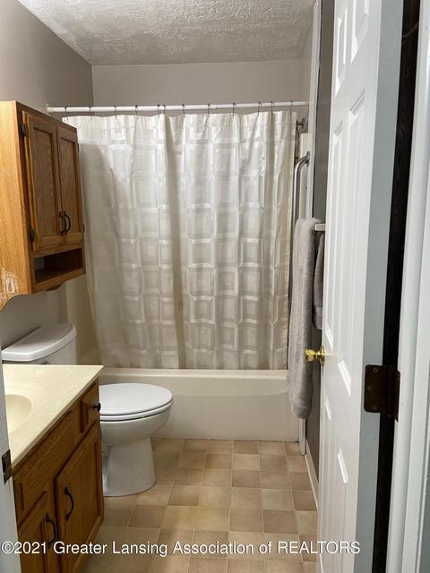 333 Corral Path, Lansing, MI 48917 photo 6