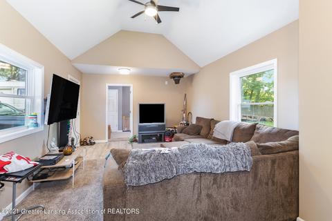 10204 M-52, Perry, MI 48872 photo 17