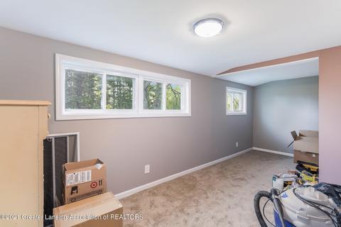 10204 M-52, Perry, MI 48872 photo 11