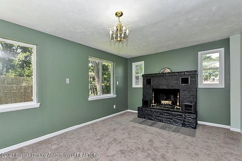 2110 Devonshire Ave, Lansing, MI 48910 photo 12