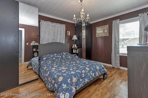 2110 Devonshire Ave, Lansing, MI 48910 photo 13