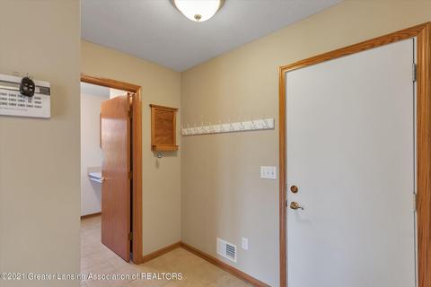 11622 Sara Ann Dr, Dewitt, MI 48820 photo 17