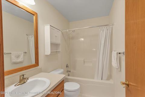11622 Sara Ann Dr, Dewitt, MI 48820 photo 26