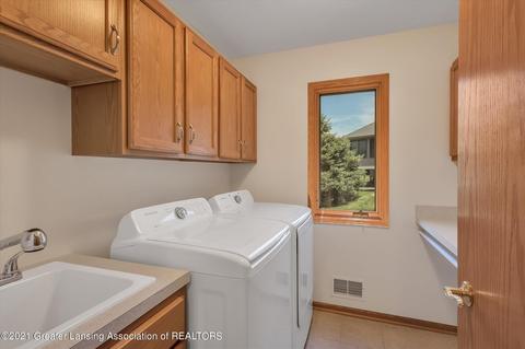 11622 Sara Ann Dr, Dewitt, MI 48820 photo 16