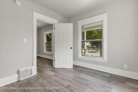 1834 Davis Ave, Lansing, MI 48910 photo 16