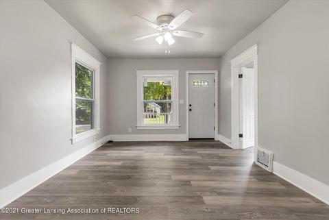 1834 Davis Ave, Lansing, MI 48910 photo 5