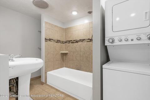 1834 Davis Ave, Lansing, MI 48910 photo 13