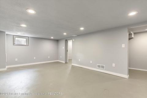 1834 Davis Ave, Lansing, MI 48910 photo 20