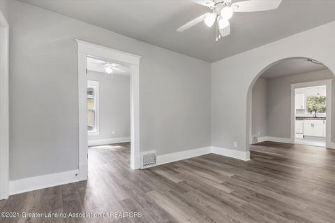 1834 Davis Ave, Lansing, MI 48910 photo 7