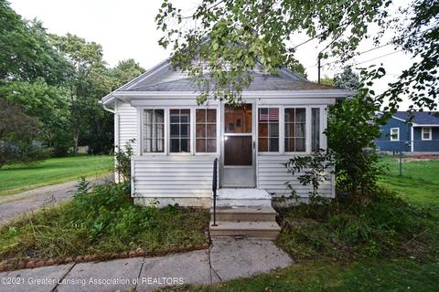 126 Hackett St, Jackson, MI 49202 photo 2
