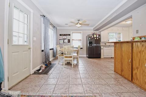 126 Hackett St, Jackson, MI 49202 photo 9