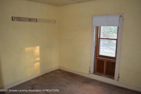 8300 W Herbison Rd, Eagle, MI 48822 photo 11