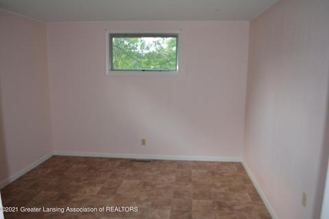 8300 W Herbison Rd, Eagle, MI 48822 photo 8
